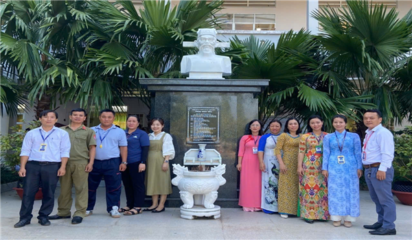 Tổ chuyên môn Sử - Địa - KTPL - TD - QP